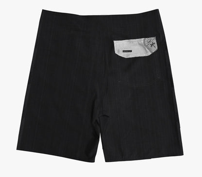 Walkshort Cristal Graffiti - Preto - Sunset